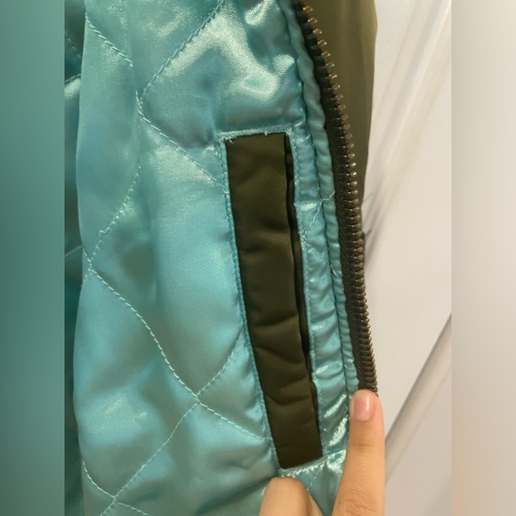 GAP green bomber jacket - Picture 6 of 12